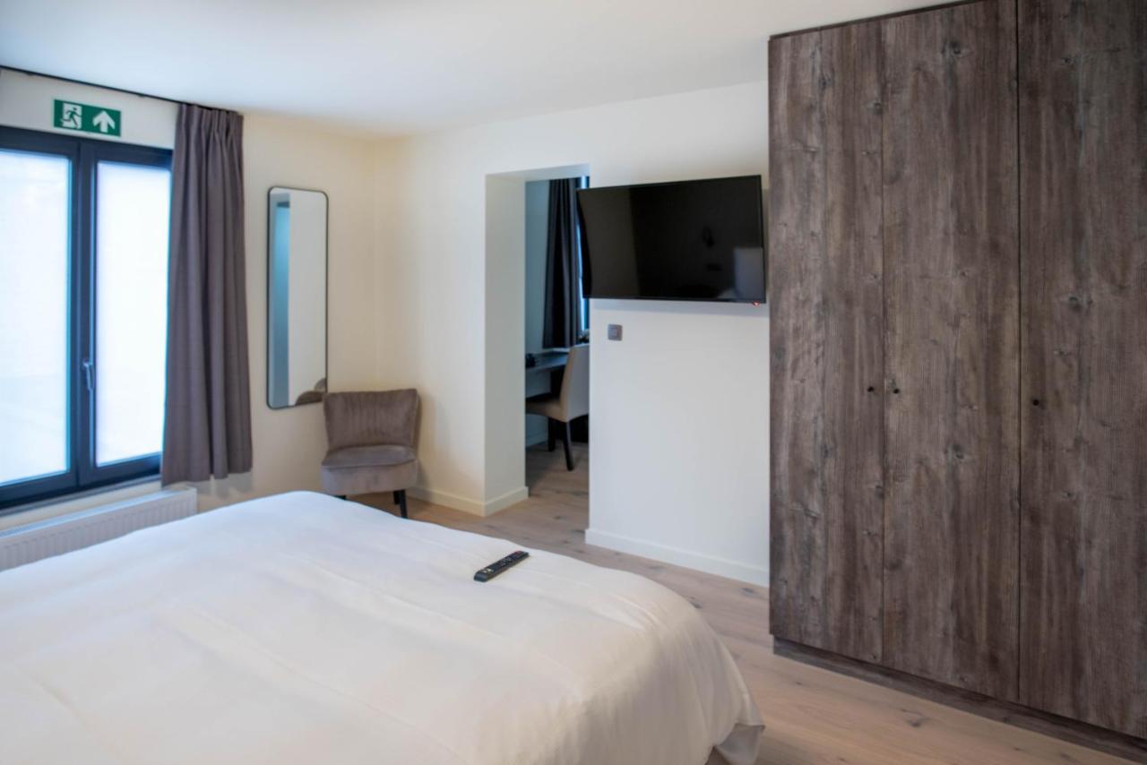 'T Ponton Bed & Breakfast นิวว์ปอร์ท ภายนอก รูปภาพ
