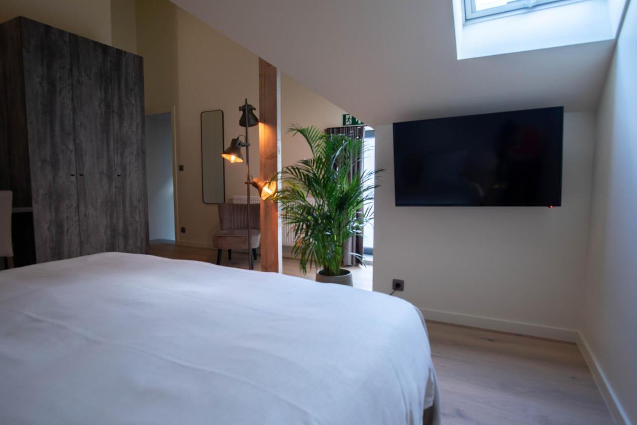 'T Ponton Bed & Breakfast นิวว์ปอร์ท ภายนอก รูปภาพ